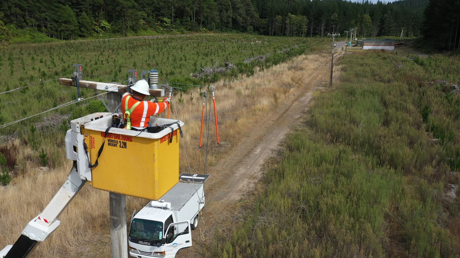 Downer awarded electrical field services contract with Powerco Downer awarded electrical field services contract with Powerco