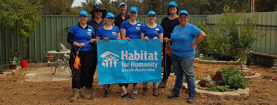 Downer teams volunteer to help vulnerable people Downer teams volunteer to help vulnerable people