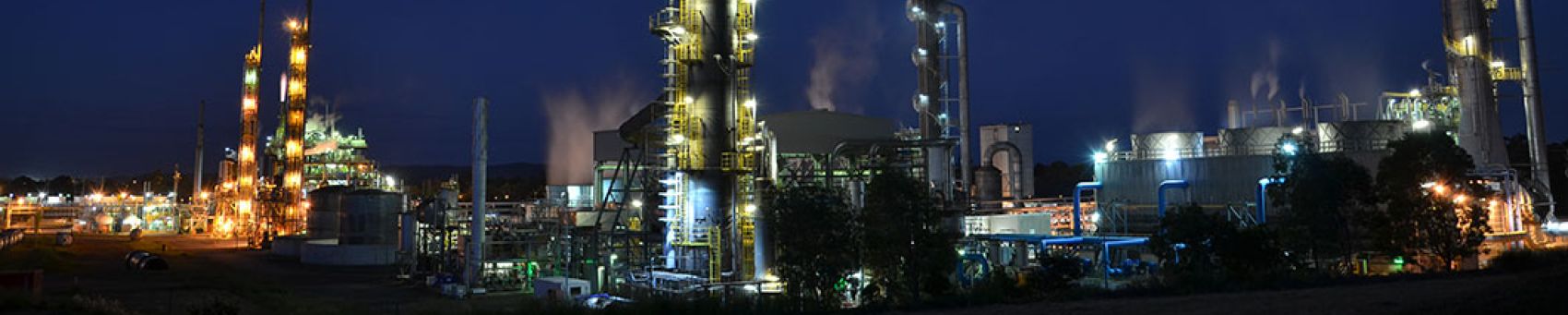Terminals, refineries and petrochemicals Image of industrial terminal