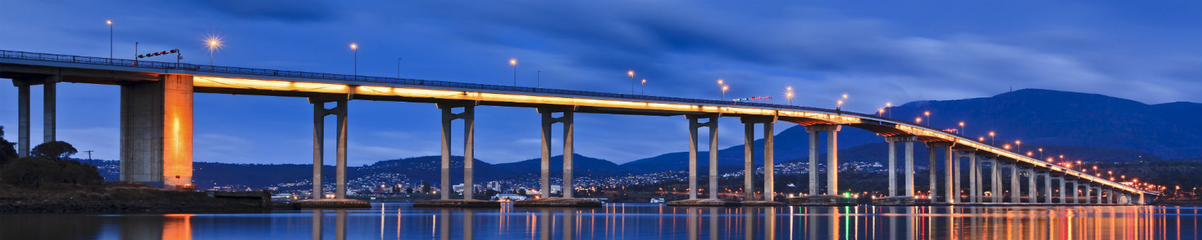 Image of a bridge in Tasmania at night