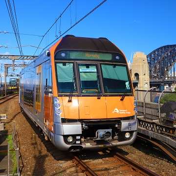 Waratah Series 2 train enters passenger service