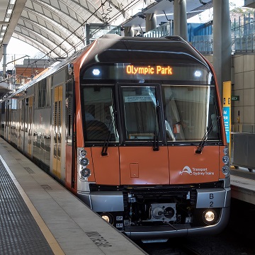 Waratah Series 2 train begins service